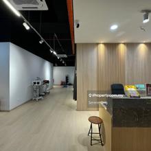 Kota Damansara Emporis Office Shop Partly Furnish for Rent