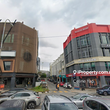 Facing Main Road Unit, whole block unit for rent