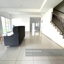 Corner house in Penduline Bandar Rimbayu