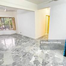 Corner Unit 3 Carpark Prime Location