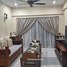 Corner unit, High Floor, Air cond, Water Heater, Kitchen Cabinet