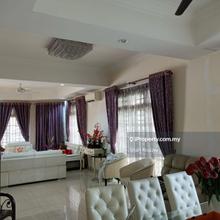 Renovated 6-Bed Semi-D in Kota Warisan Puteri
