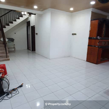 Below Market Value ,2storey house Taman Sri Pelabuhan for sale