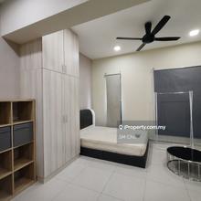 Fully furnish studio newly refurbish