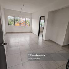Jelutong apartment 