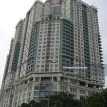 Short walk to MRT station the curve 3b2b2parkinglot