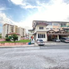 3 Storey Corner Semi D Tiara Villa @ Happy Garden