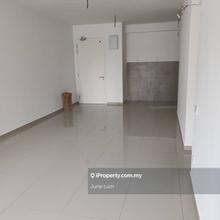 PJ Township condo, PJ Golden Triangle, Doorsteps to Malls Conveniences