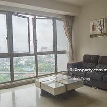 Good convenient location 5min Walking distance LRT 