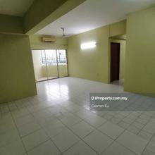 Sri Impian Apartment Mid Floor Partial Furnished For Sale