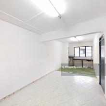 Taman Ungku Tun Aminah Flat Basic Furnished