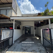Murah, Intermediate unit, Renovated extend kitchen,master bedroom,