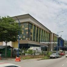 Detached factory Batu Caves with lift