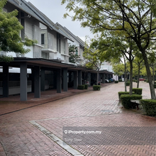 Upper unit  townhouse@ The Mews ,Glades for sale