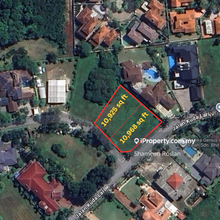 Flat land Country Heights Kajang, Luxurious neighbourhood