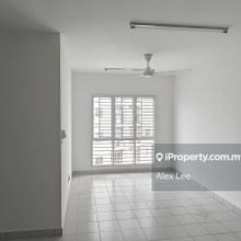 3 room partial furnish 