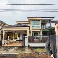 Facing Empty Land, More Parking. Big Semi D. Welcome Viewing & Discuss