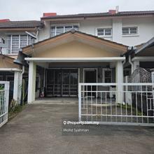 Rumah Teres 2 Tingkat, Jalan Mahagoni, Bandar Utama, Batang Kali