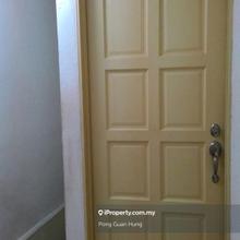 Terrace house for Sale