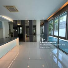 Semi-D house for Rent