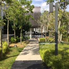 16 Quartz Bungalow, 6 Parking Bays, Award Winning Development
