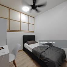 Single room (sharing bathroom) available now