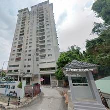 Luxury 4k sq ft penthouse living at Greenpark Condominium, KL Good buy