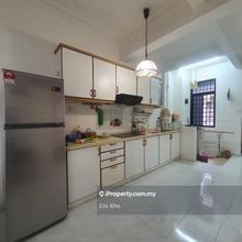 Bayshore Apartment - Access to beach at Tanjung Bungah