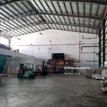 Warehouse in Kota Kemuning for rent