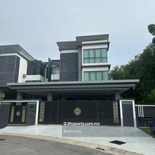 Corner lot,Fully renovated 3 Storey Semi-D Bandar bukit puchon 2