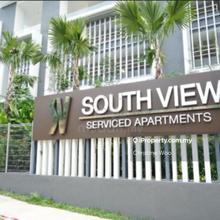 Near LRT station easy access freehold well kept