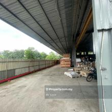 Olak Lempit Banting Warehouse for rent