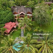 Authentic Malay Villa Estate at Makam Mahsuri, Langkawi For Sale