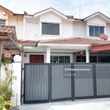 Fully Renovated Double Storey In Town at Taman Merdeka