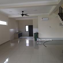 2 storey house with 5 A/C, table top