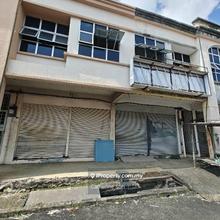 Batu Berendam Taman Merdeka Jaya 1.5 Storey Shoplot For Rent