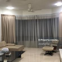 Well Maintained Unit - Mid Floor