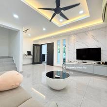 Setia Utama 2 3 storey fully renovated fully extended for Sale 