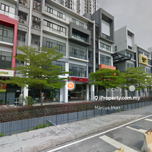 Facing main road, Ideal for business such as F&B and bistro 