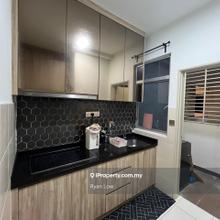 Ready to move in! Near Trx! 2 side by side carpark!