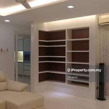 Large Saffron Condominium unit for Sale