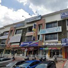 For Sale: Adjoinin3 Storey Shoplot @ Bandar Tun Hussein Onn, Cheras