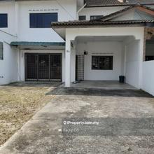 Bukit kempas Big size 2 storey terrace 28x80 basic fitting 5 bedrooms