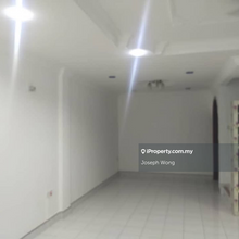 Tasek / Anjung Tawas double storey house for rent