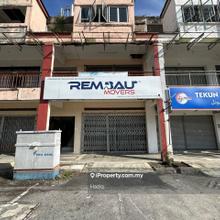 Kosmopleks Bandar Baru Salak Tinggi 3 Storey Shop Lot