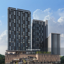 Freehold Pet Friendly Condo doorstep to LRT Station/Retails/Mall