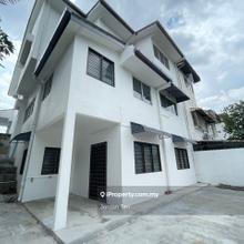 Semi-d house at seksyen 19, ss2