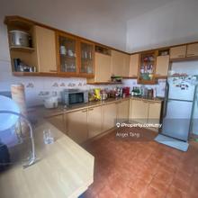 Terrace house for Sale