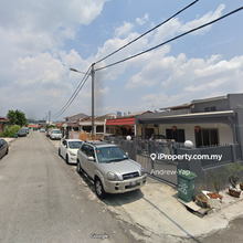 End Lot Taman Taynton View Single Storey House For Sale