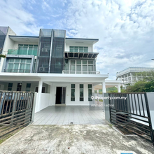 Corner Lot 3 Storey Terrace Bangi Avenue 3, Bangi 